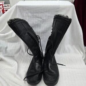 The North Face Leather Winter Boots Size 7.5